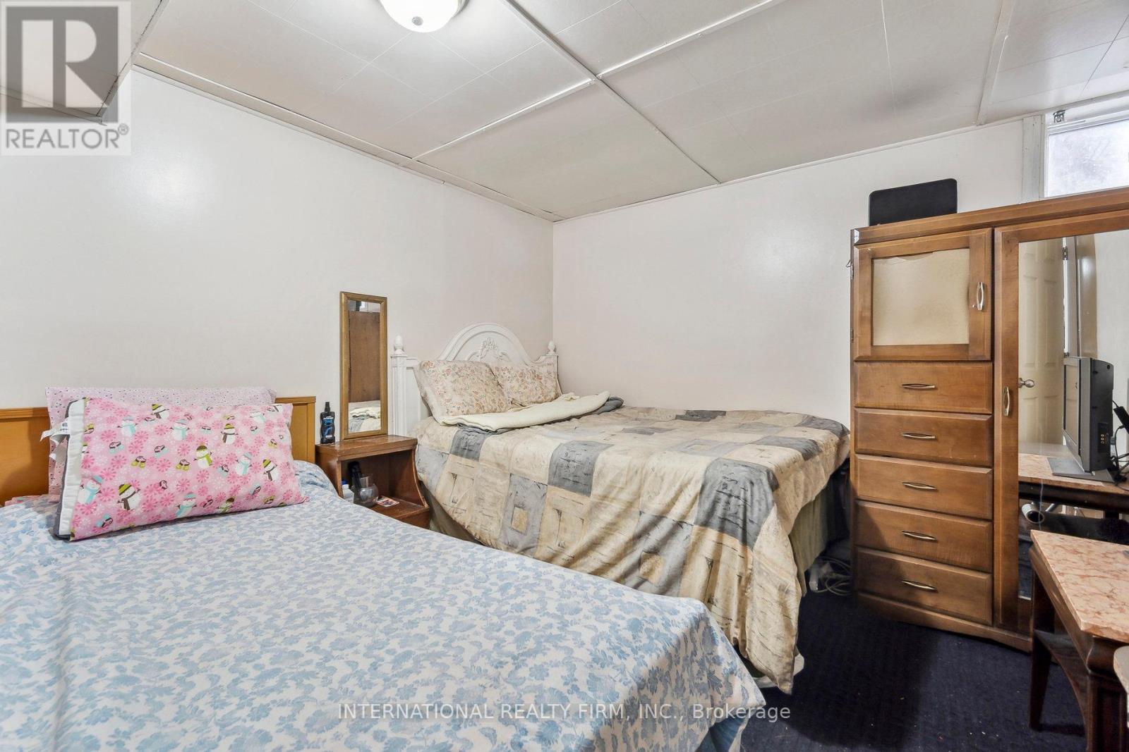 134 Garland Lane, London East, Ontario  N5V 3K8 - Photo 31 - X12459466