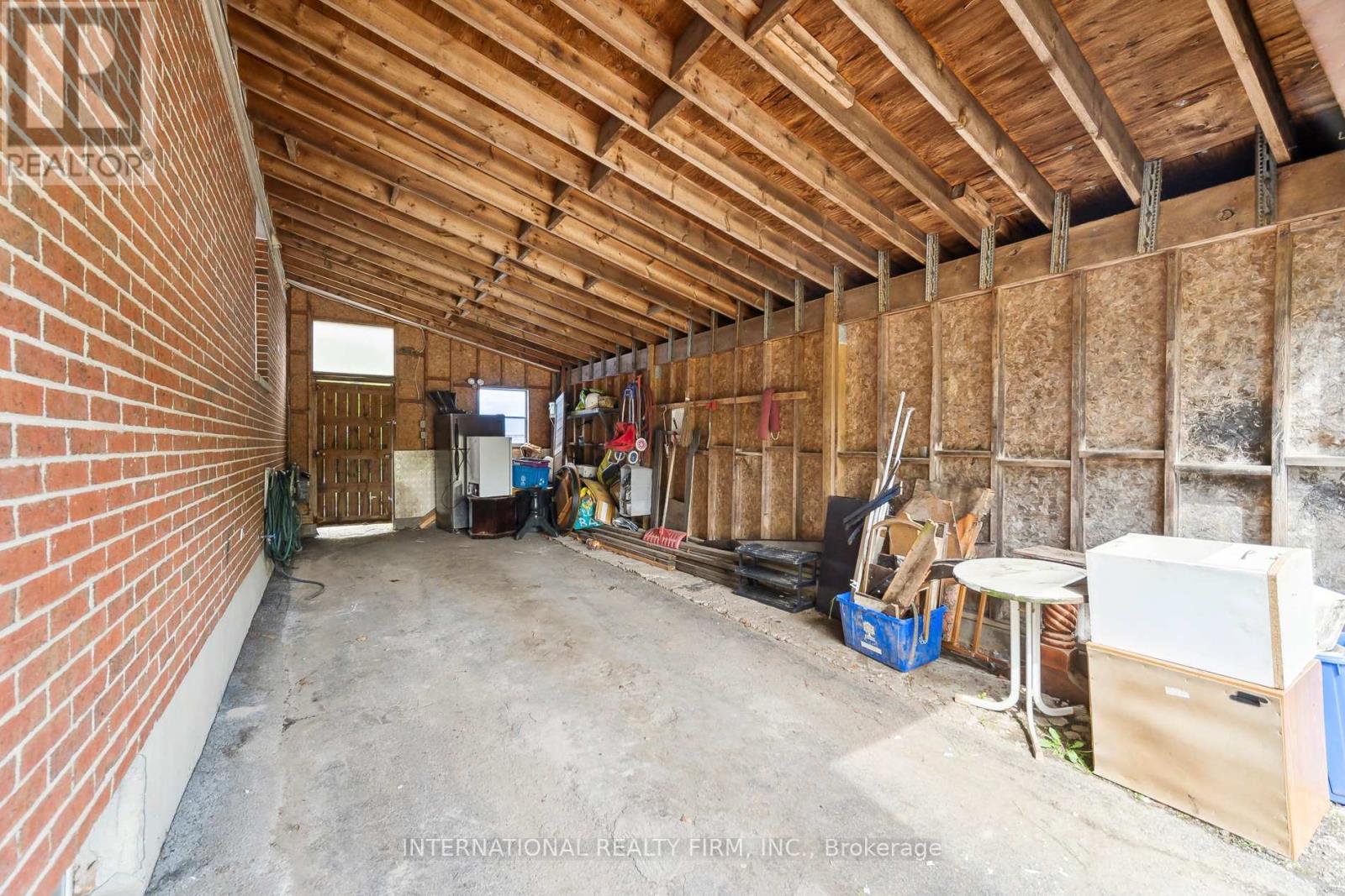 134 Garland Lane, London East, Ontario  N5V 3K8 - Photo 38 - X12459466