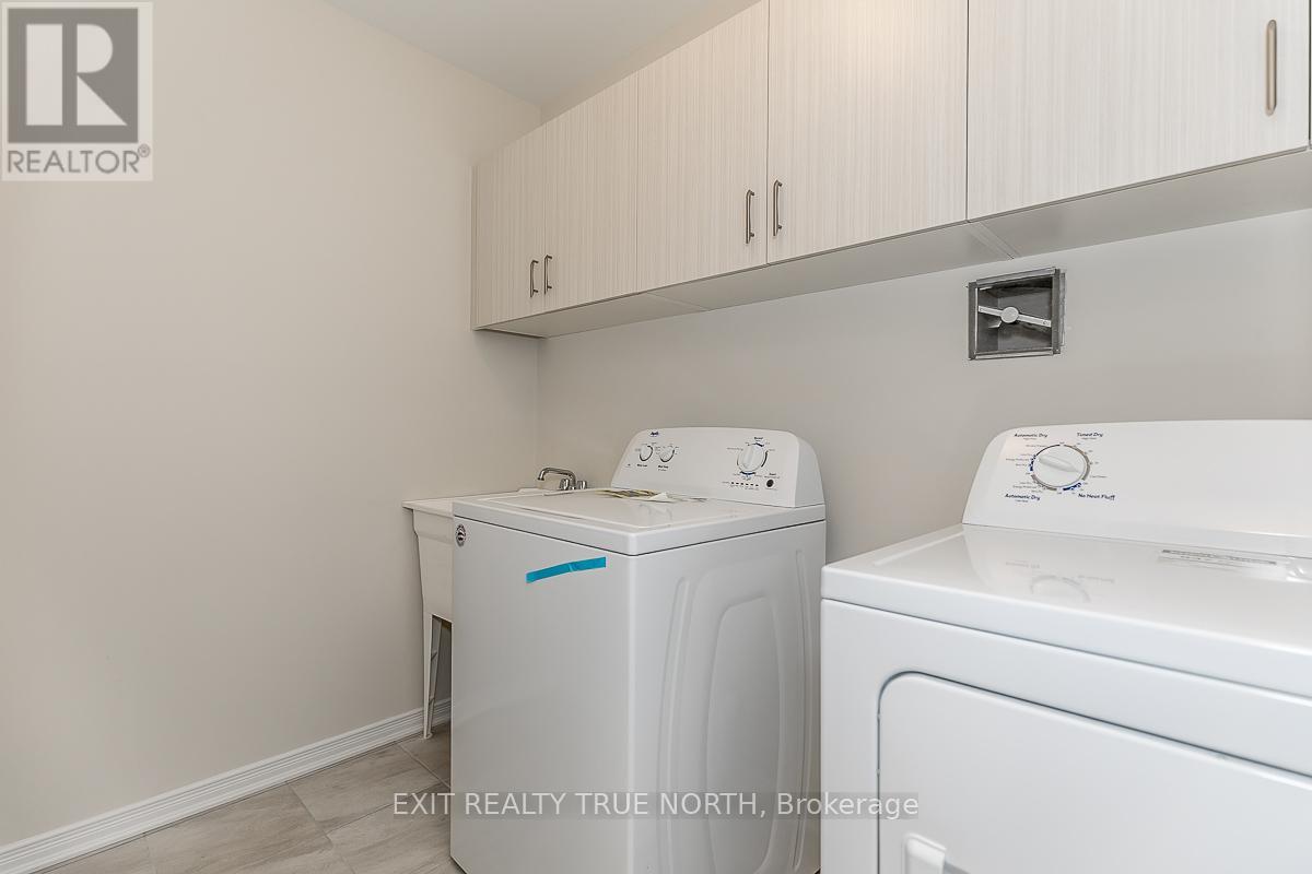 47 Marina Village Drive, Georgian Bay, Ontario  L0K 1S0 - Photo 23 - X12459469