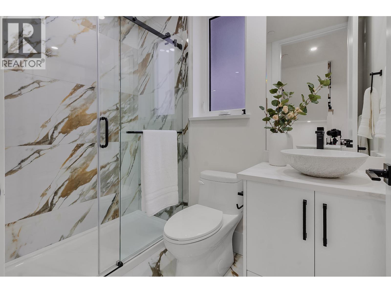 1 585 E 60th Avenue, Vancouver, British Columbia  V5X 2A2 - Photo 13 - R3057616
