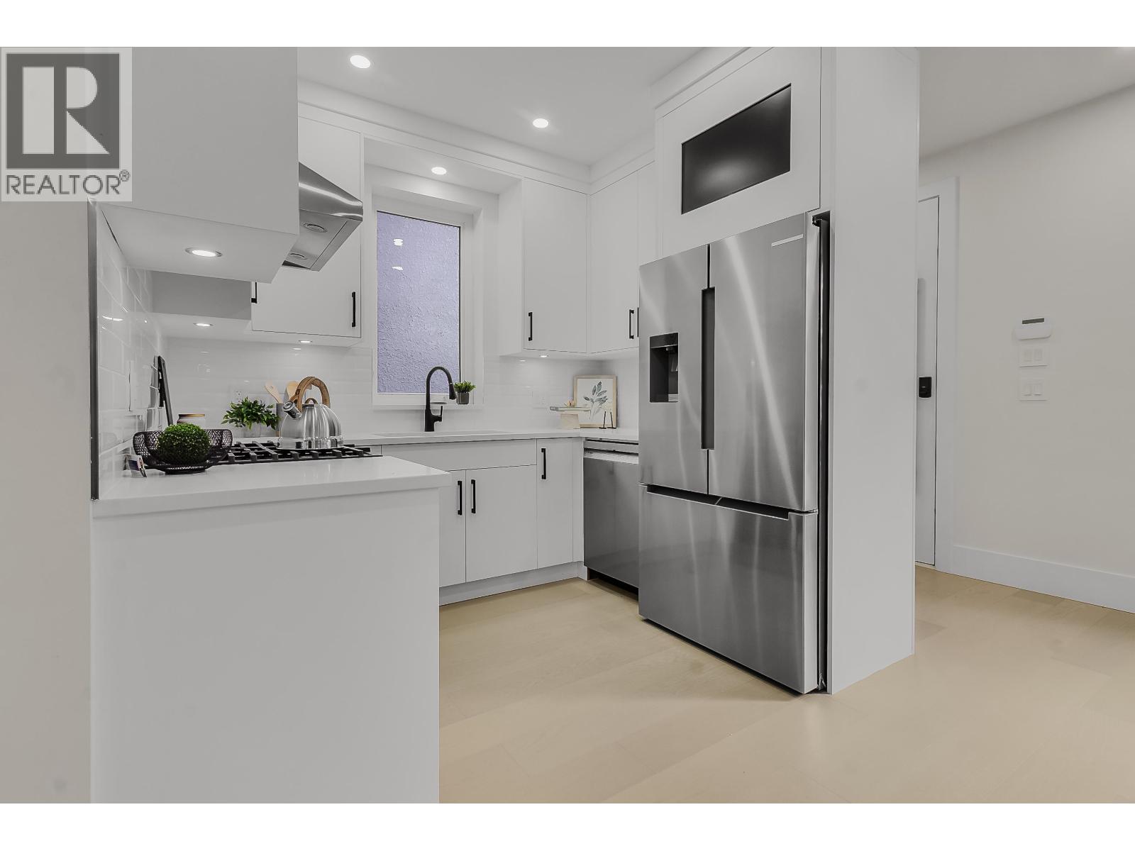 1 585 E 60th Avenue, Vancouver, British Columbia  V5X 2A2 - Photo 9 - R3057616