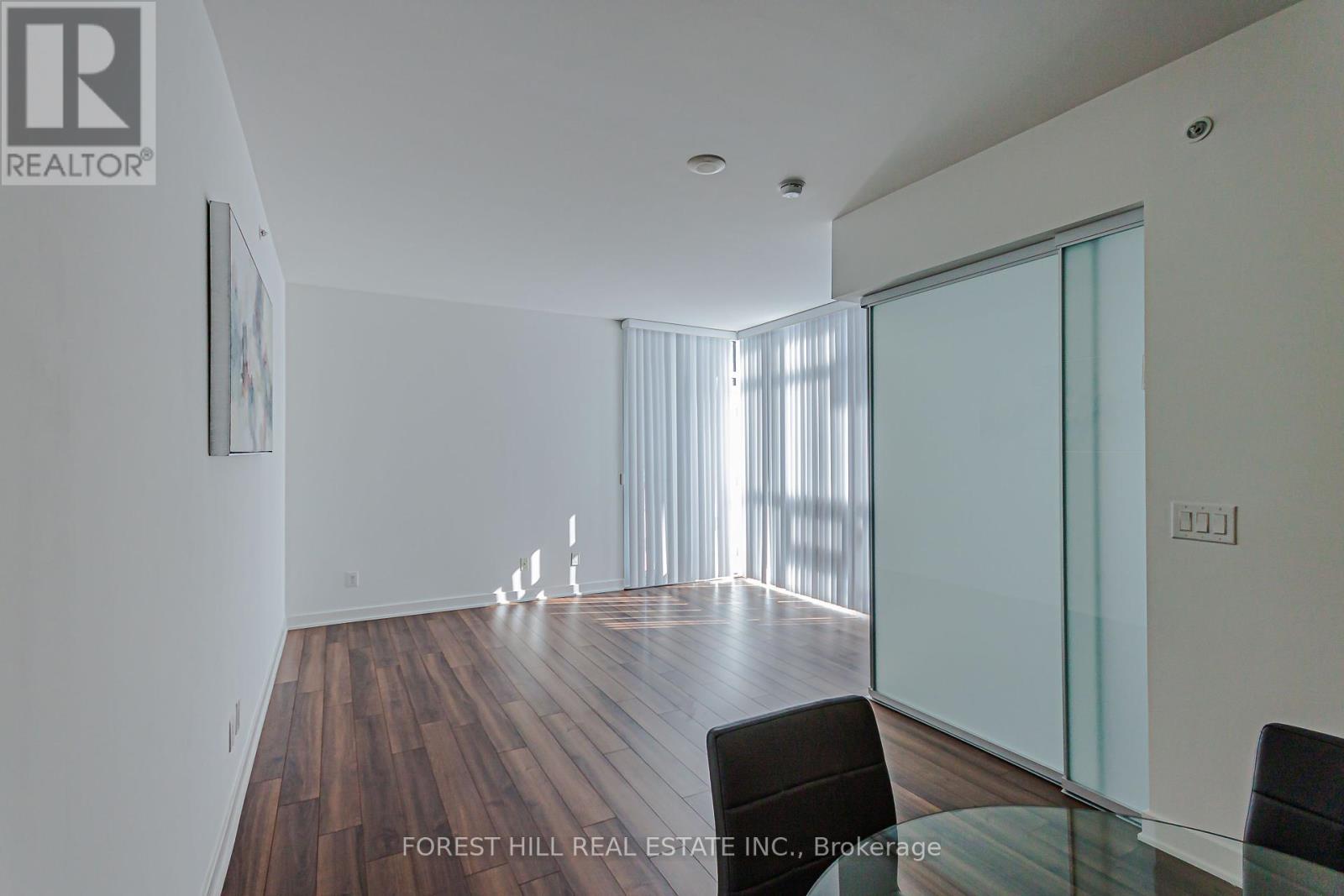 2201 - 210 Simcoe Street, Toronto, Ontario  M5T 0A9 - Photo 11 - C12459487