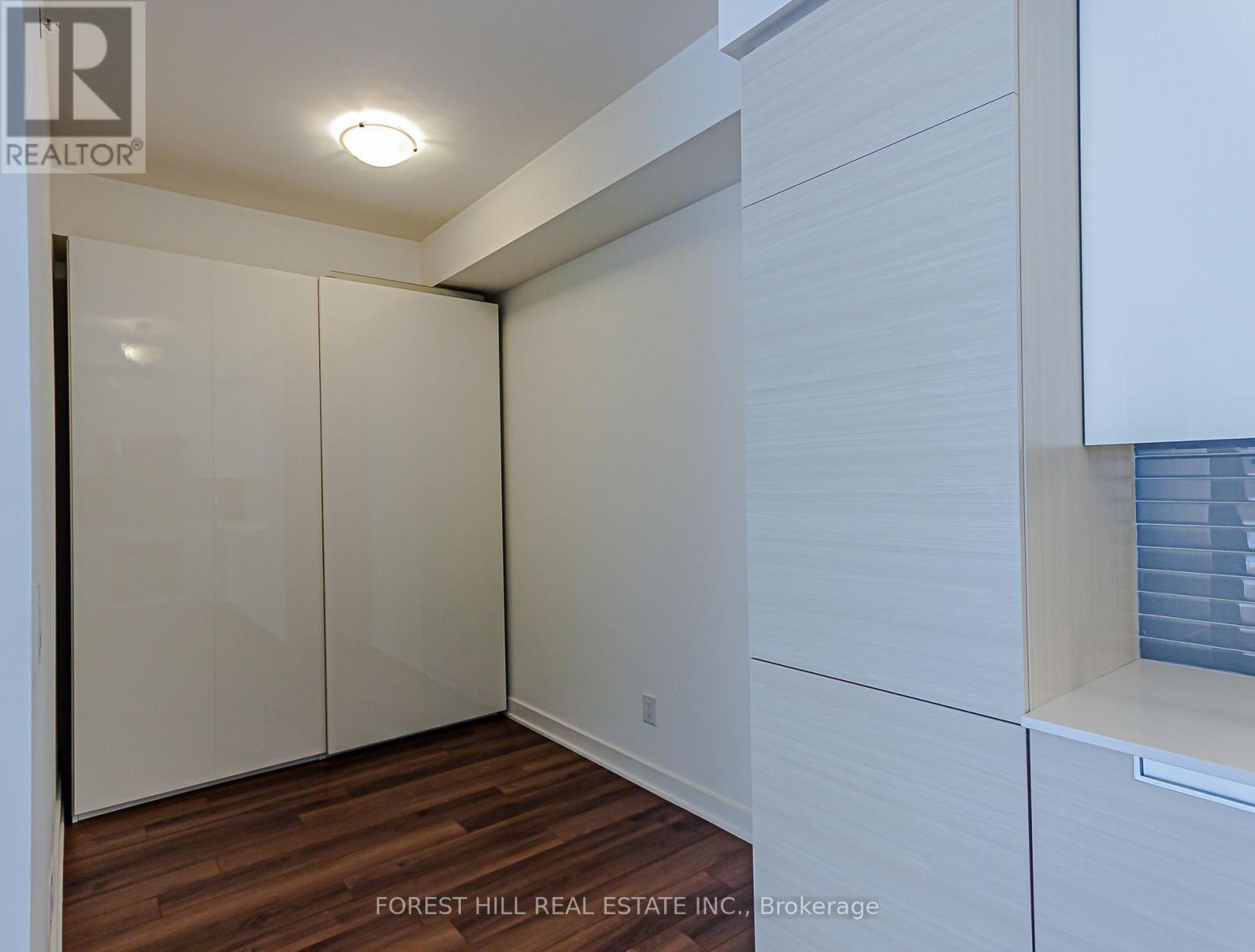2201 - 210 Simcoe Street, Toronto, Ontario  M5T 0A9 - Photo 17 - C12459487