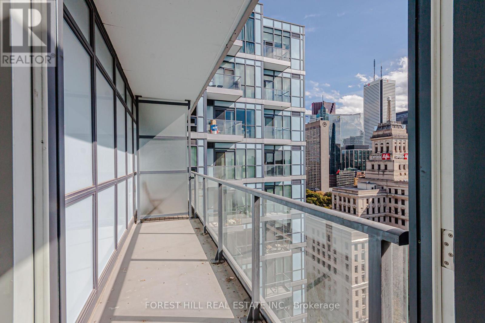2201 - 210 Simcoe Street, Toronto, Ontario  M5T 0A9 - Photo 22 - C12459487
