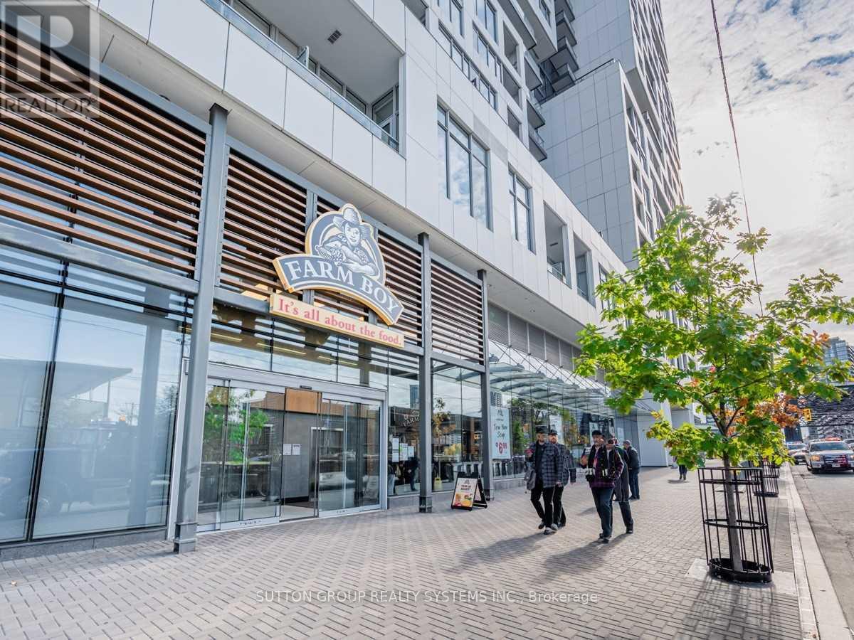 817 - 576 Front Street, Toronto, Ontario  M5V 1C1 - Photo 2 - C12459488