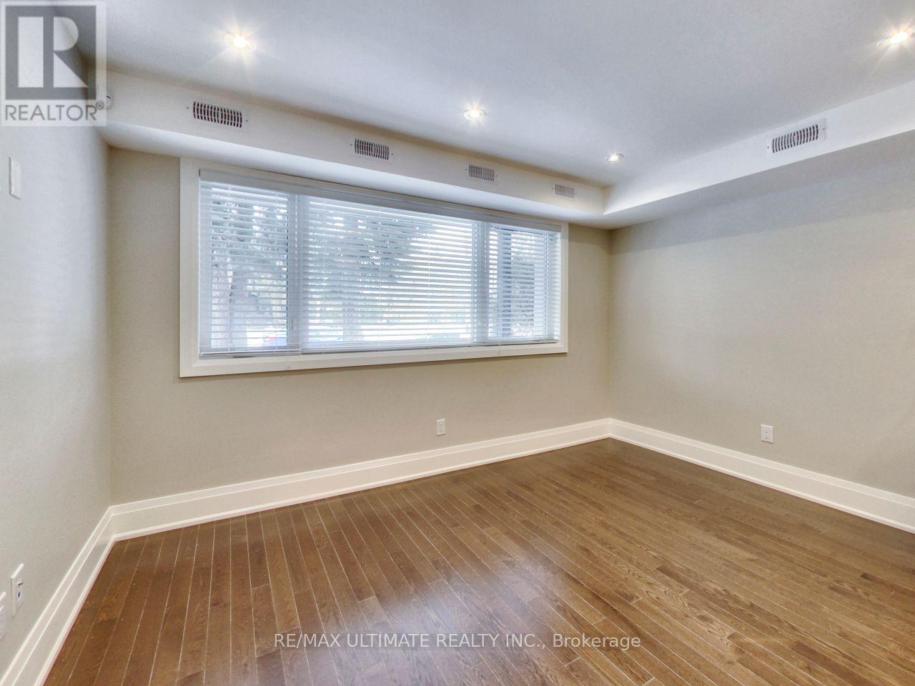 Suite 2 - 34 Fraserwood Avenue, Toronto, Ontario  M6B 2N5 - Photo 2 - C12459489