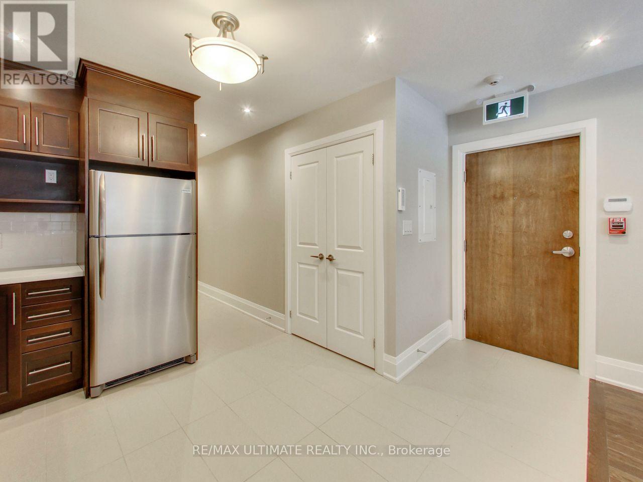 Suite 2 - 34 Fraserwood Avenue, Toronto, Ontario  M6B 2N5 - Photo 5 - C12459489