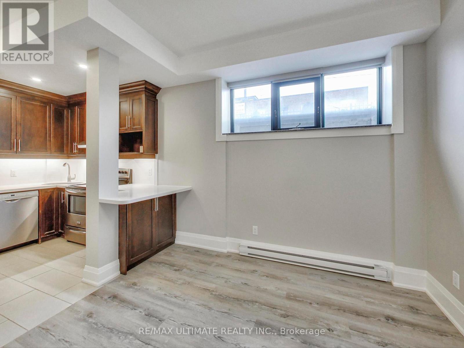 102 - 458 Oakwood Avenue, Toronto, Ontario  M6E 2W6 - Photo 10 - C12459490