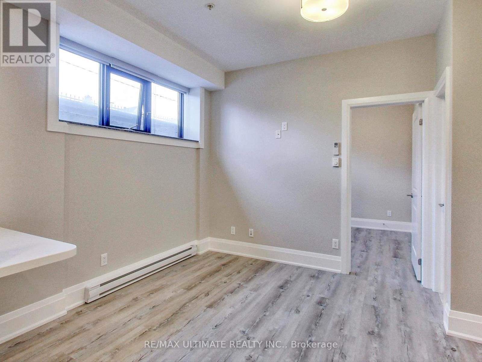 102 - 458 Oakwood Avenue, Toronto, Ontario  M6E 2W6 - Photo 5 - C12459490