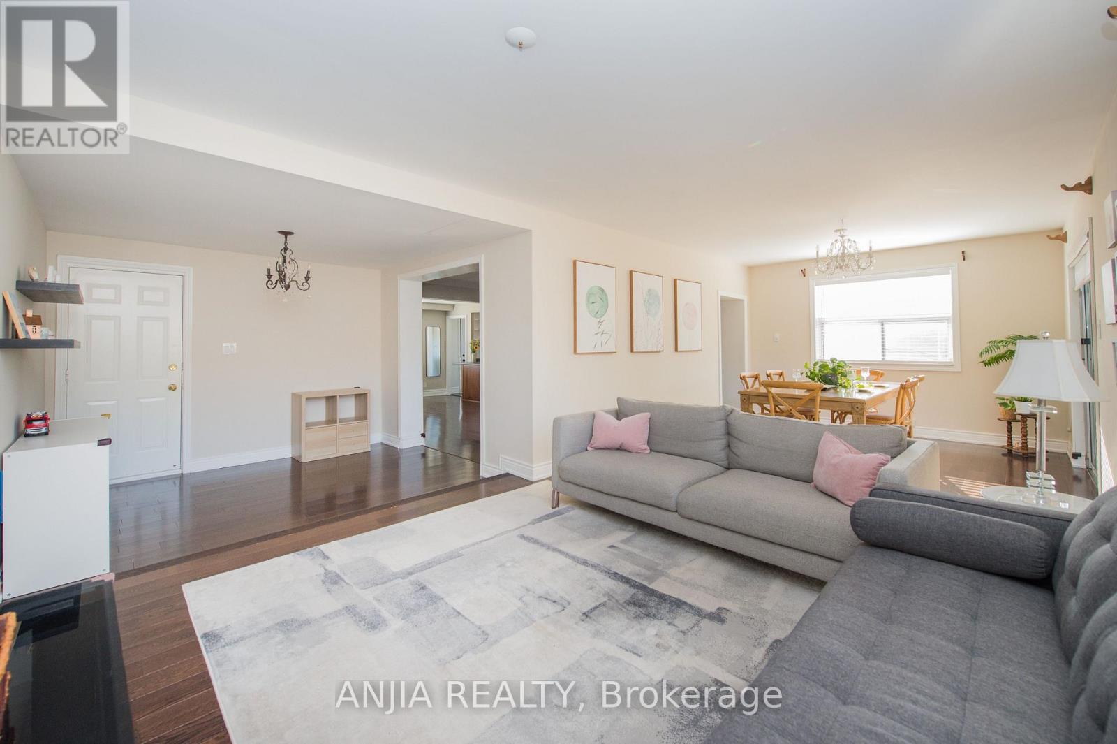 76 Adair Road, Toronto, Ontario  M4B 1V7 - Photo 17 - E12459486