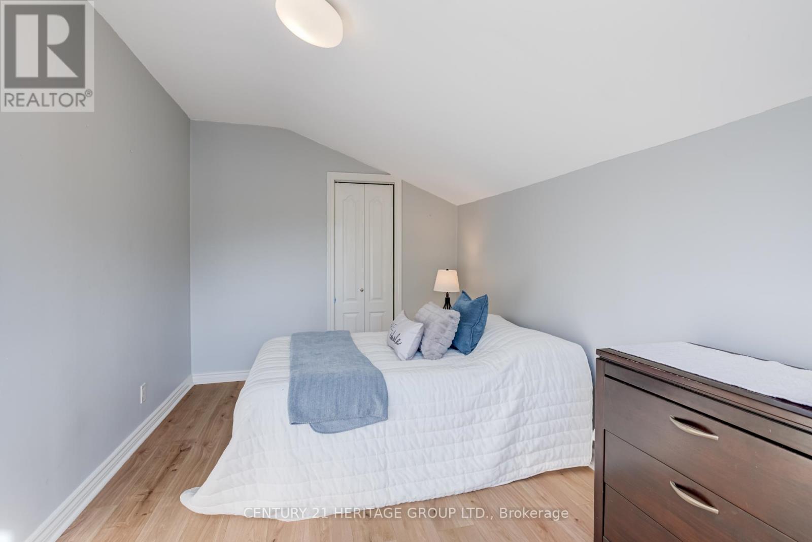146 Sand Road, East Gwillimbury, Ontario  L9N 1H9 - Photo 22 - N12459475