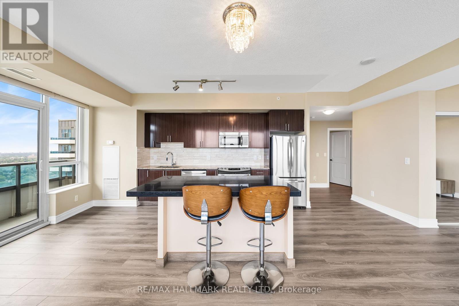 Ph301 - 7171 Yonge Street, Markham, Ontario  L3T 0C5 - Photo 10 - N12459481