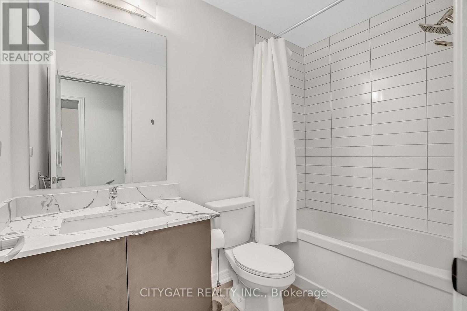 1328 Hamman Way, Milton, Ontario  L9E 1L5 - Photo 34 - W12459480