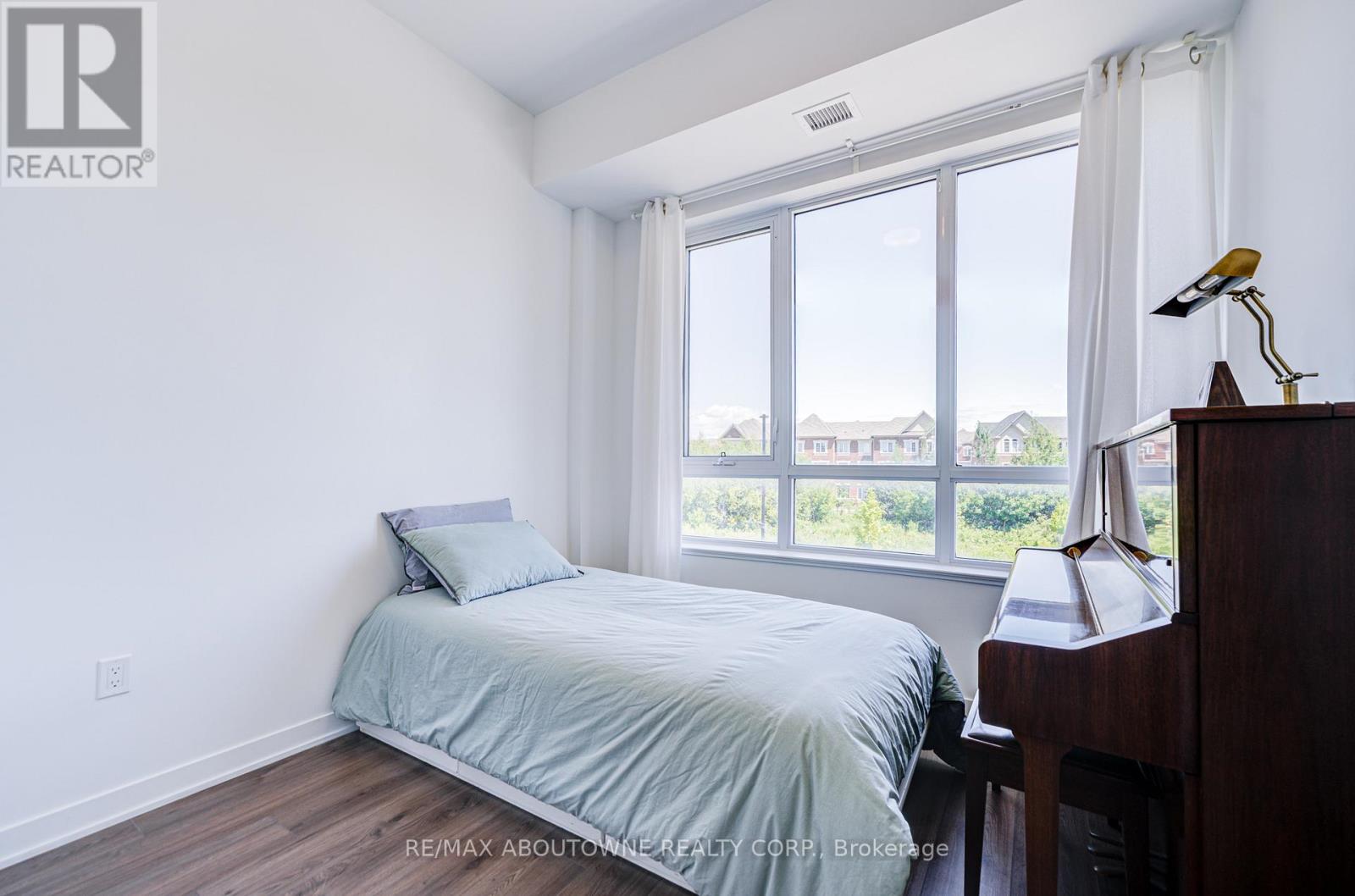 234 - 395 Dundas Street W, Oakville, Ontario  L6M 5R8 - Photo 16 - W12459484