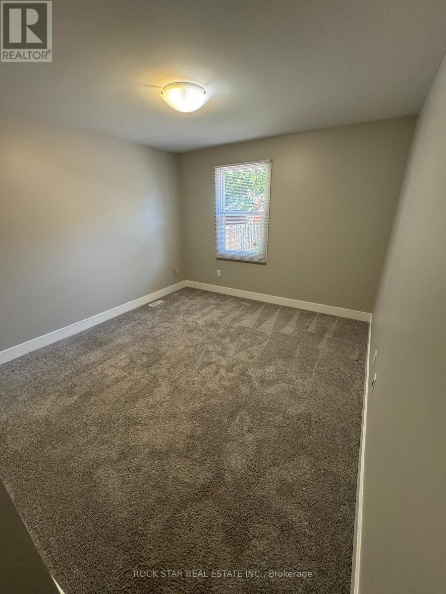 20 Oxford Street W, London North, Ontario  N6H 1P9 - Photo 7 - X12459482