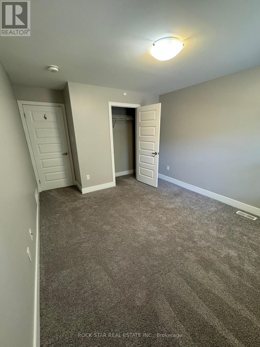 20 Oxford Street W, London North, Ontario  N6H 1P9 - Photo 8 - X12459482