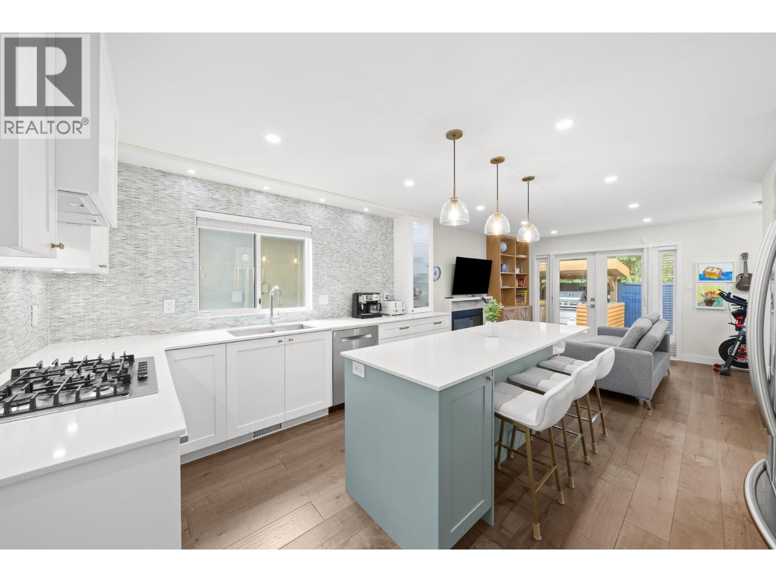 860 Ruckle Court, North Vancouver, British Columbia  V7H 2P6 - Photo 9 - R3051475