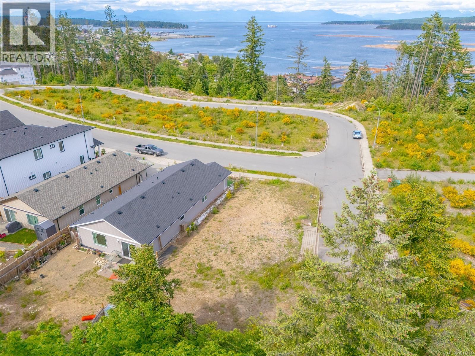 996 Harbour View St, Nanaimo, British Columbia  V9R 4V3 - Photo 1 - 1017414