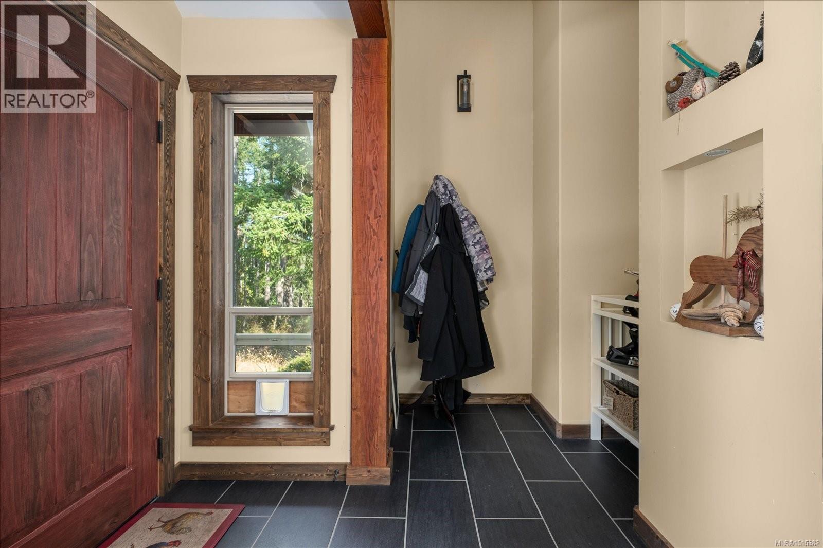 3451/ 3455 Juriet Rd, Nanaimo, British Columbia  V9G 1C8 - Photo 4 - 1015382