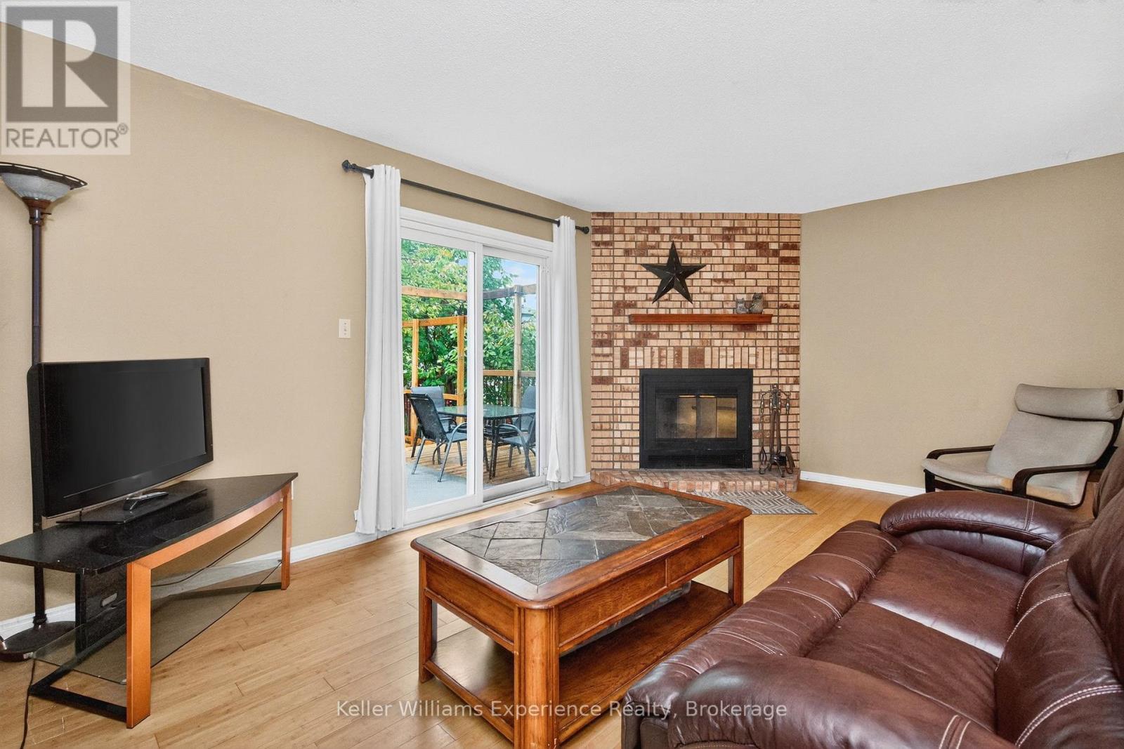 22 Cartwright Drive, Barrie, Ontario  L4M 6E2 - Photo 15 - S12459535