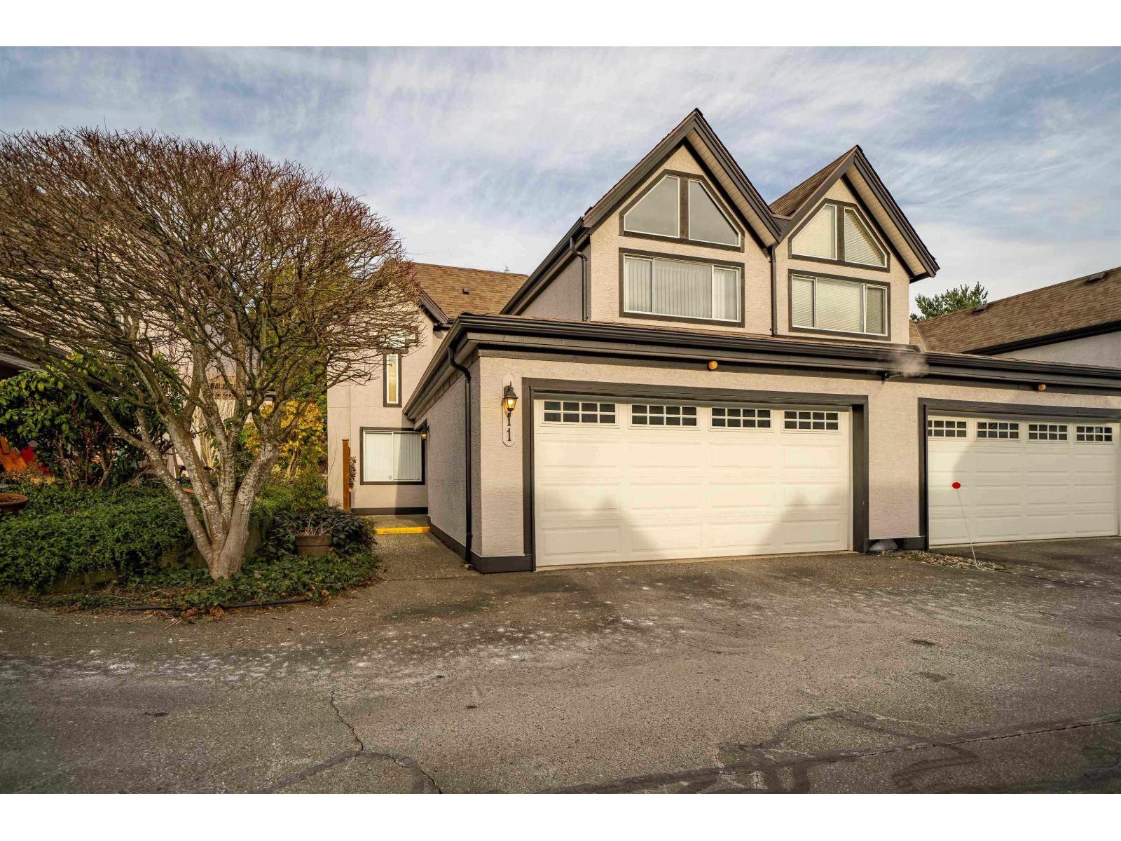 11 8567 164 STREET, surrey, British Columbia