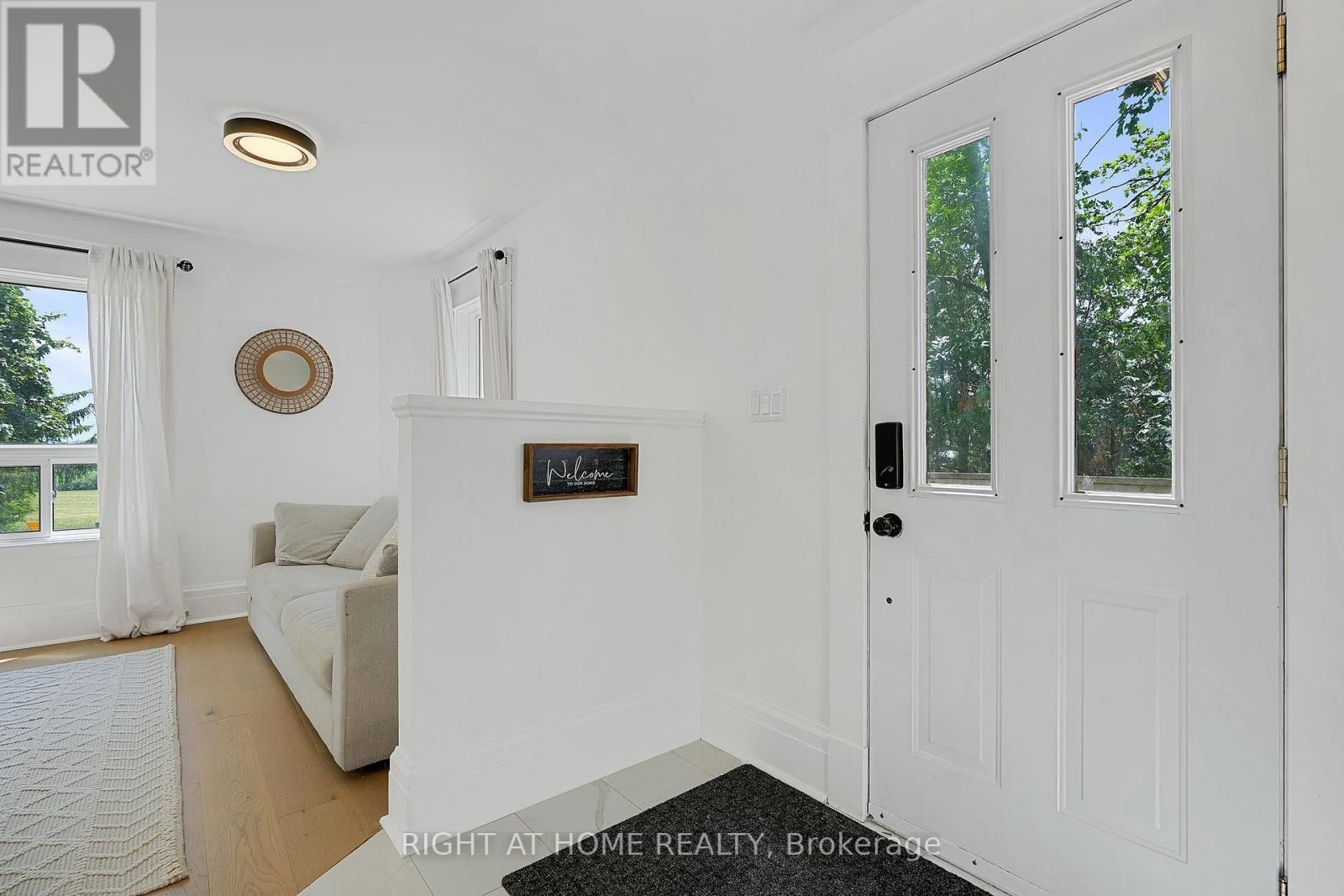 123 John Street, Kawartha Lakes, Ontario  K0M 2T0 - Photo 16 - X12261536