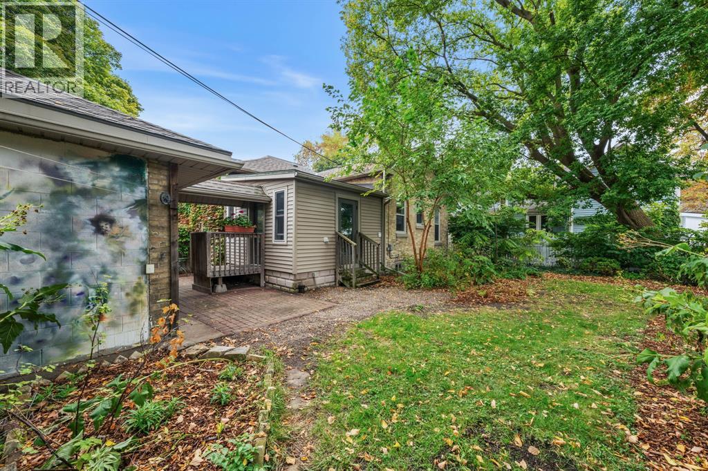 223 Brock Street North, Sarnia, Ontario  N7T 5Z5 - Photo 30 - 25022769