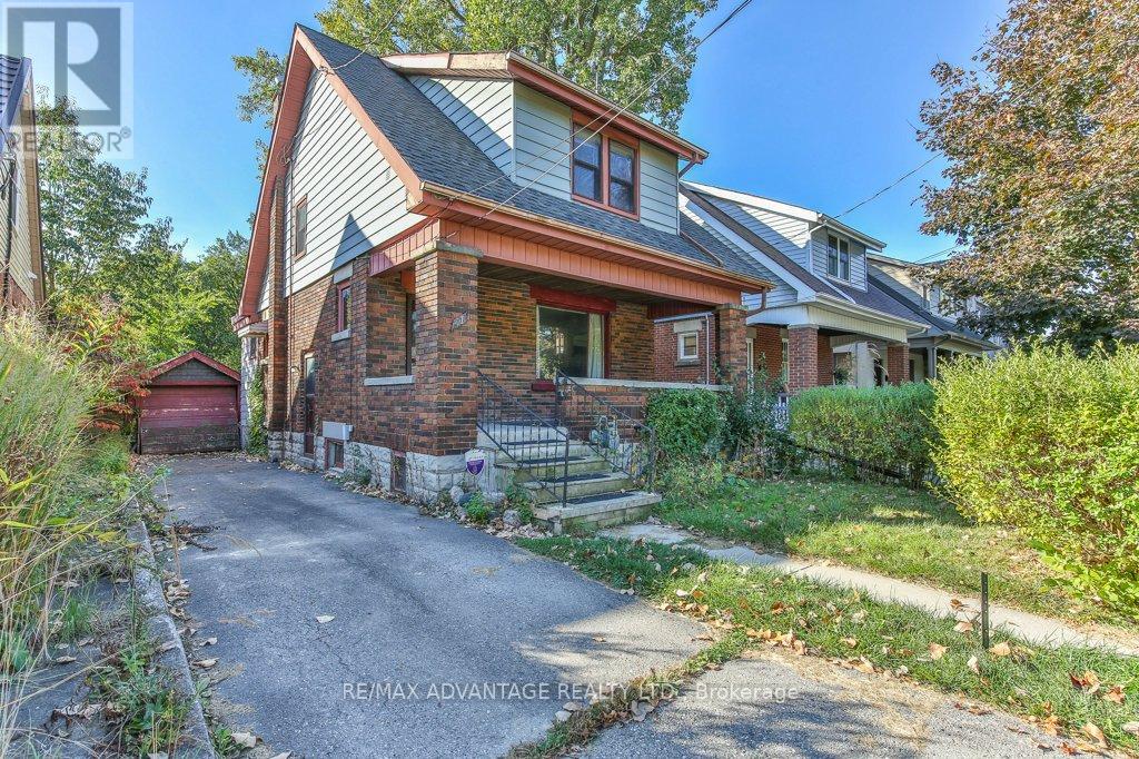 41 Duchess Avenue, London South (South F), Ontario  N6C 1N3 - Photo 1 - X12459519