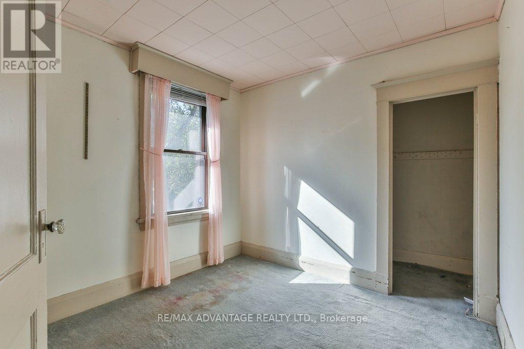 41 Duchess Avenue, London South (South F), Ontario  N6C 1N3 - Photo 19 - X12459519