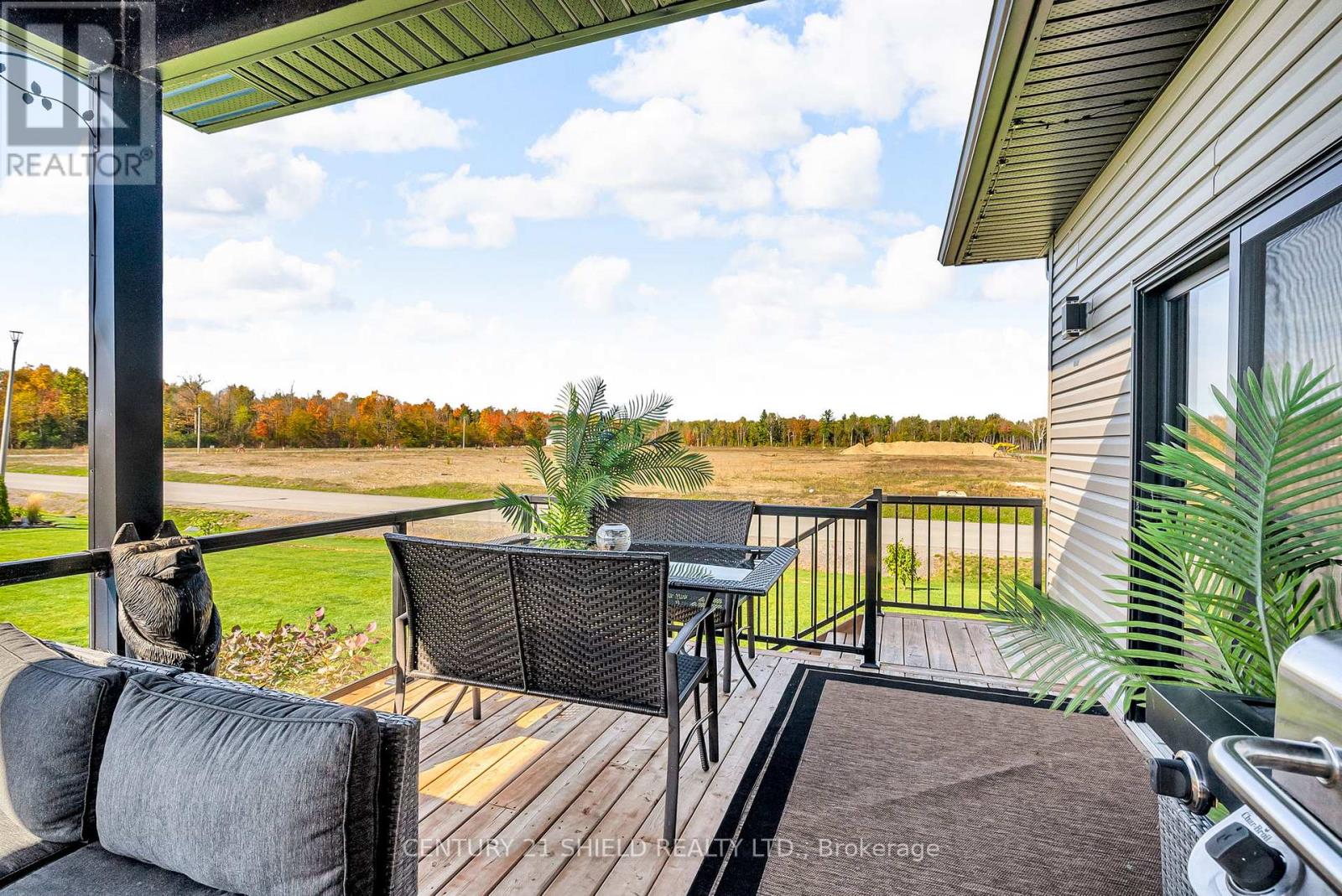 71 Dale Street, South Stormont, Ontario  K0C 1M0 - Photo 44 - X12459518