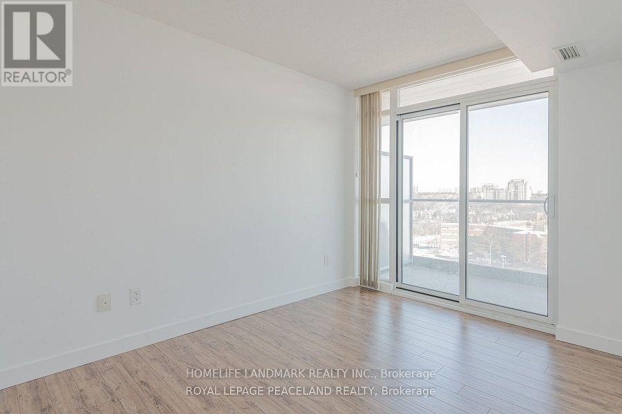 601 - 29 Singer Crescent, Toronto, Ontario  M2K 0B3 - Photo 6 - C12459496