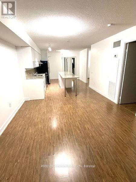 601 - 29 Singer Crescent, Toronto, Ontario  M2K 0B3 - Photo 7 - C12459496