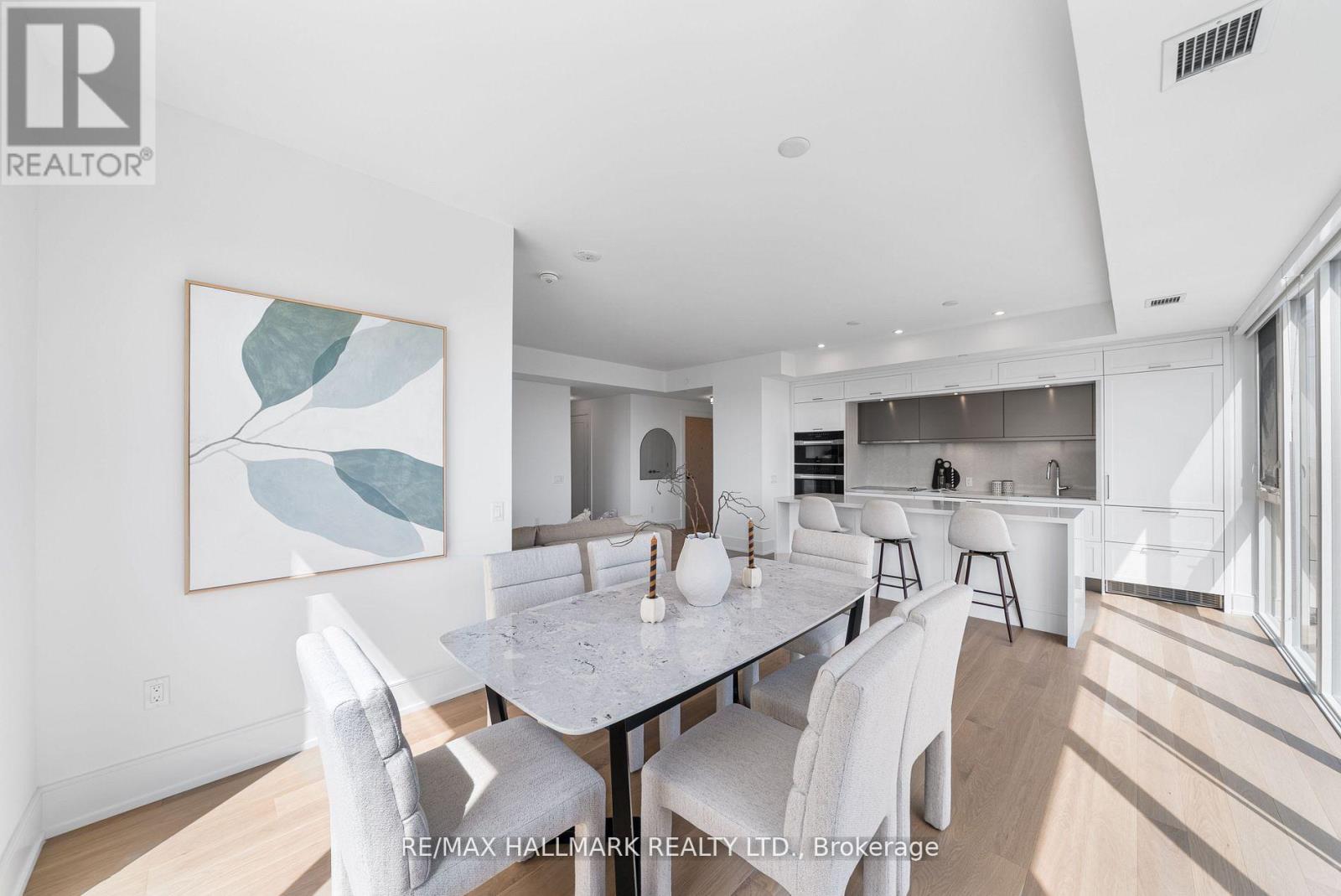 1710 - 10 Inn On The Park Drive, Toronto, Ontario  M3C 0P9 - Photo 13 - C12459498