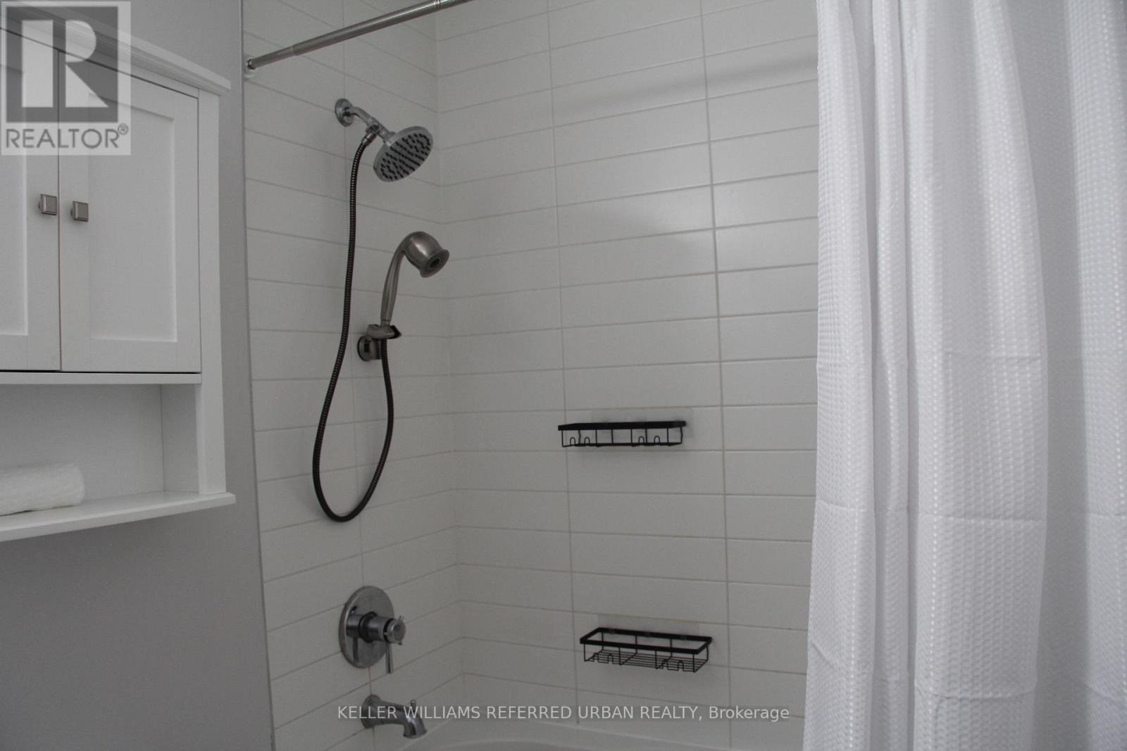 204 - 569 King Street E, Toronto, Ontario  M5A 1M5 - Photo 7 - C12459499