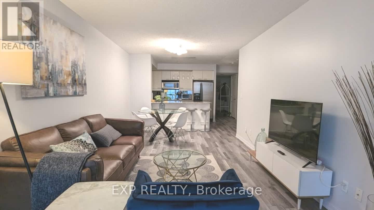 512 - 140 Simcoe Street, Toronto, Ontario  M5H 4E9 - Photo 2 - C12459510
