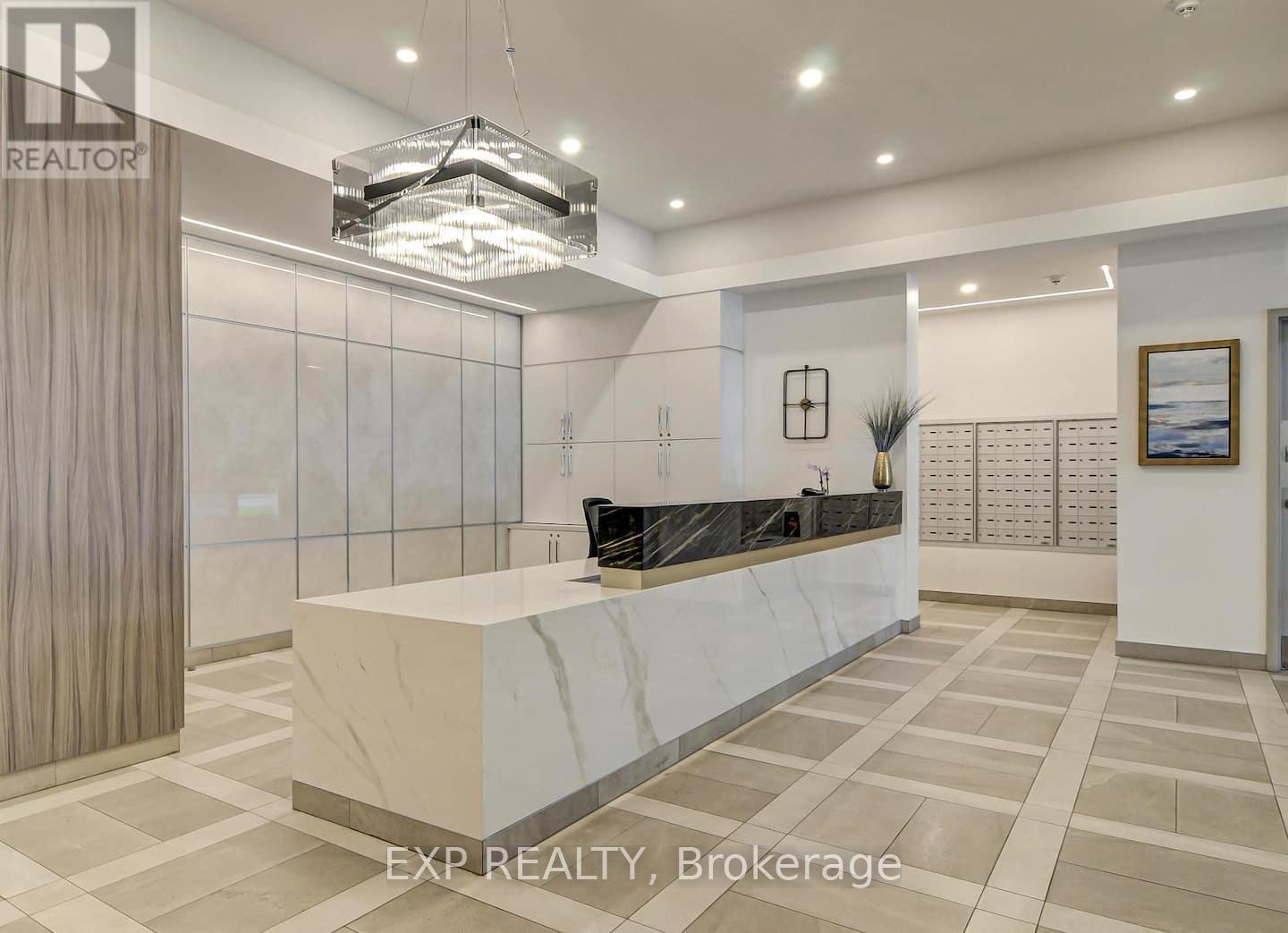 512 - 140 Simcoe Street, Toronto, Ontario  M5H 4E9 - Photo 38 - C12459510