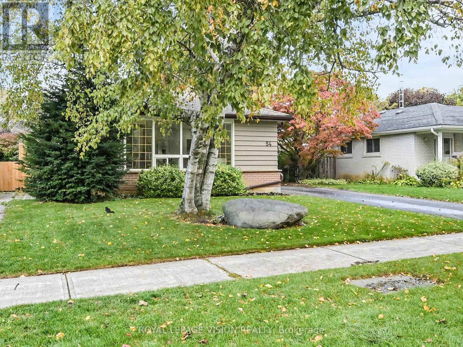 54 Bledlow Manor Drive, Toronto, Ontario  M1E 1B2 - Photo 2 - E12459507