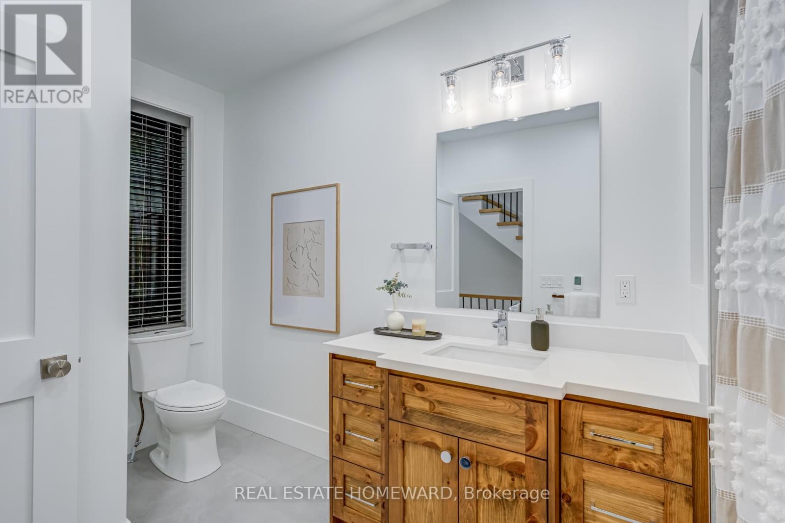46 Boulton Avenue, Toronto, Ontario  M4M 2J5 - Photo 17 - E12459521
