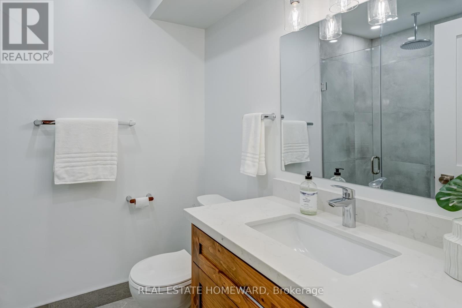 46 Boulton Avenue, Toronto, Ontario  M4M 2J5 - Photo 33 - E12459521