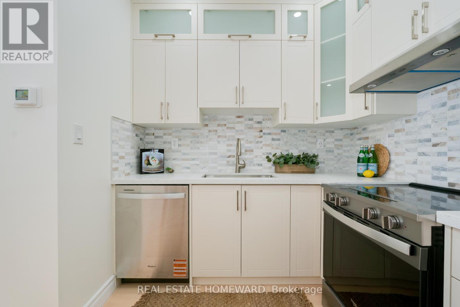 173 Coxwell Avenue, Toronto, Ontario  M4L 3B4 - Photo 12 - E12459532