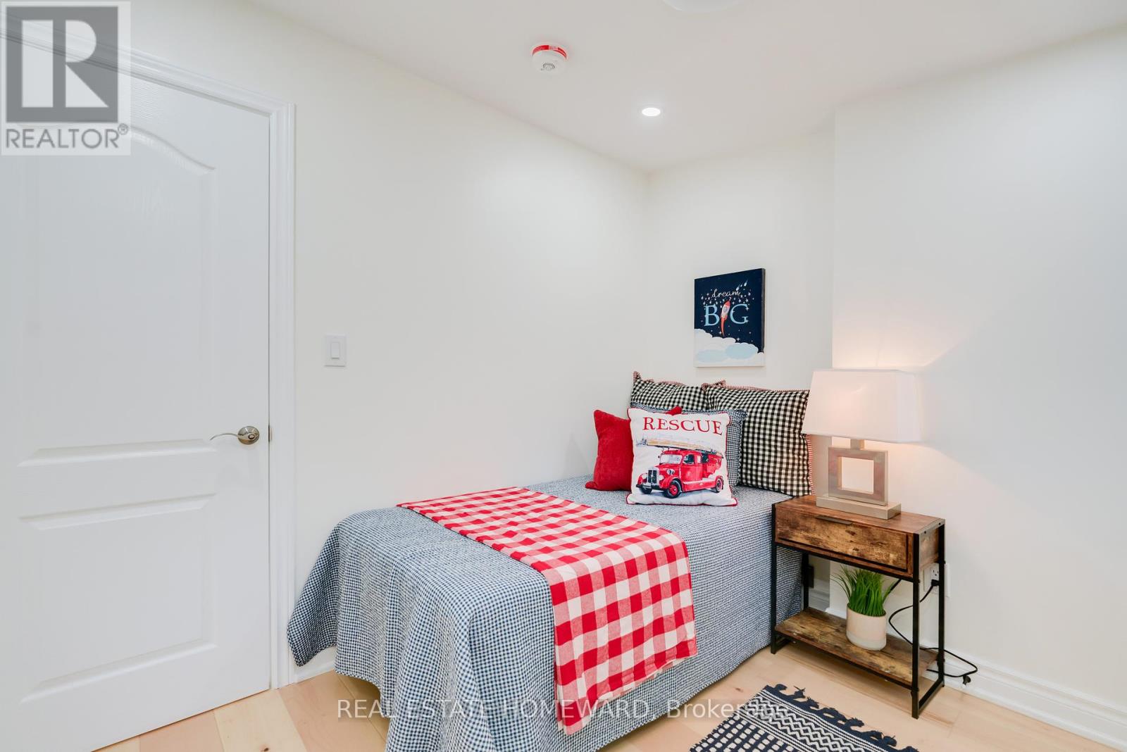173 Coxwell Avenue, Toronto, Ontario  M4L 3B4 - Photo 19 - E12459532