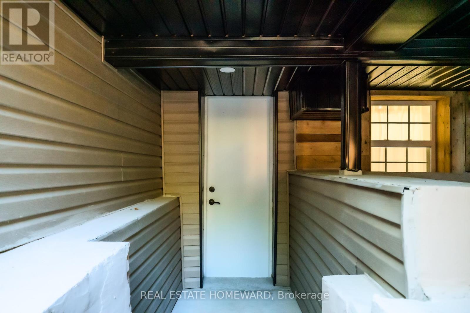 173 Coxwell Avenue, Toronto, Ontario  M4L 3B4 - Photo 27 - E12459532