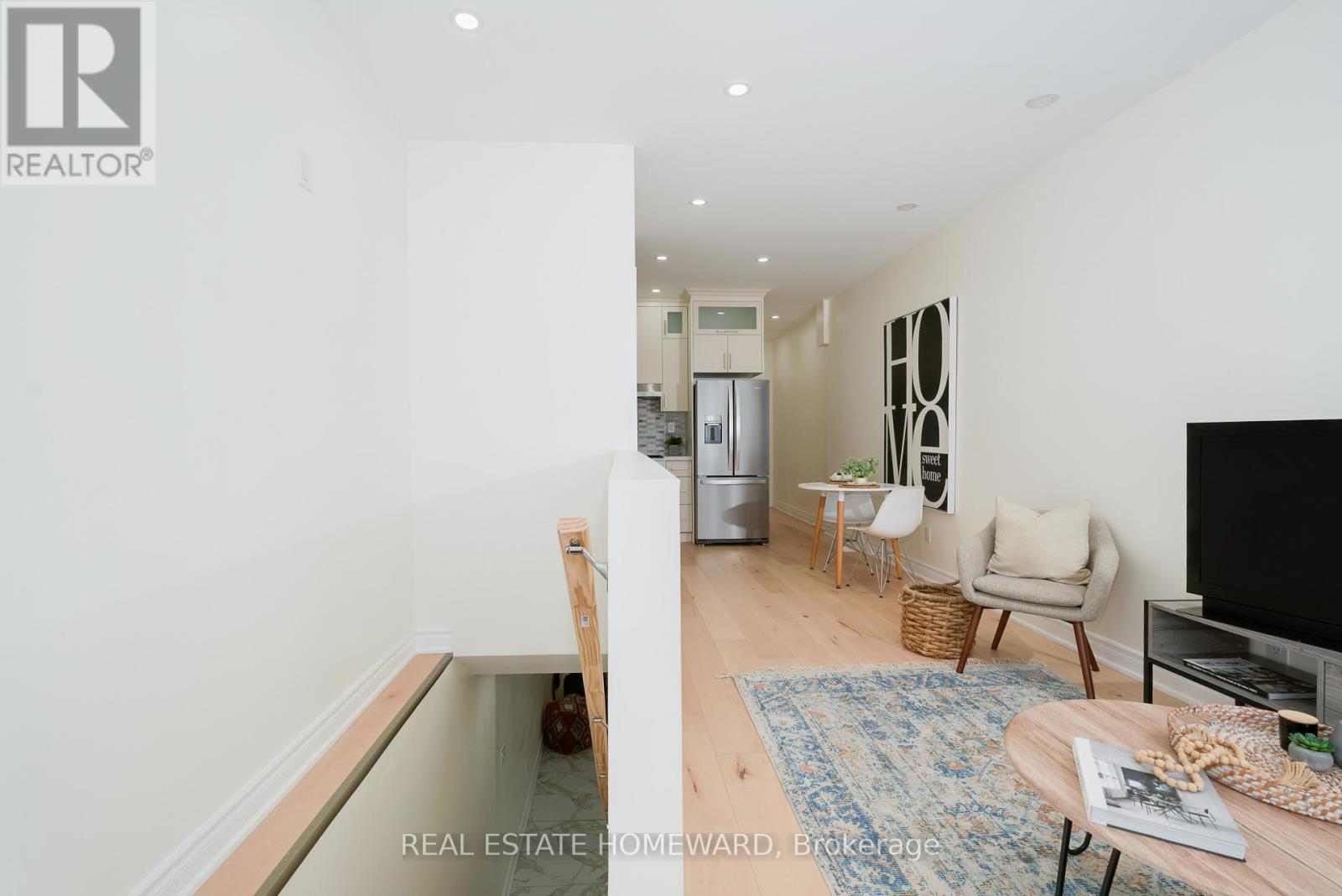 173 Coxwell Avenue, Toronto, Ontario  M4L 3B4 - Photo 6 - E12459532