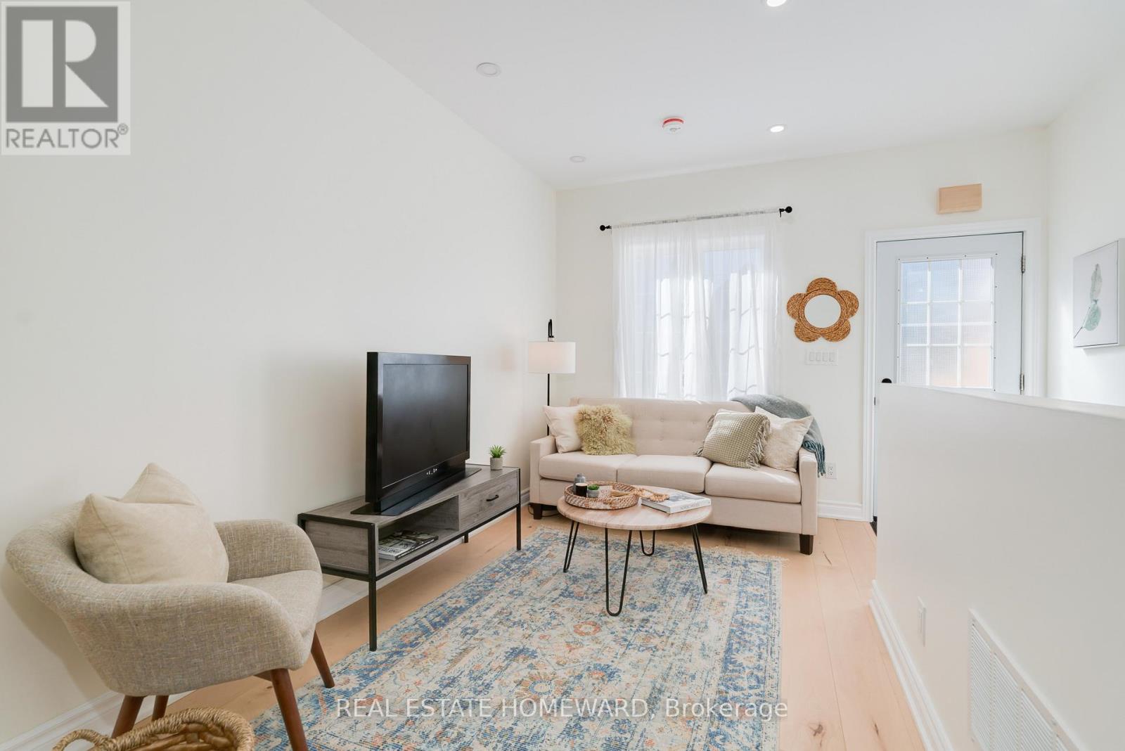 173 Coxwell Avenue, Toronto, Ontario  M4L 3B4 - Photo 7 - E12459532
