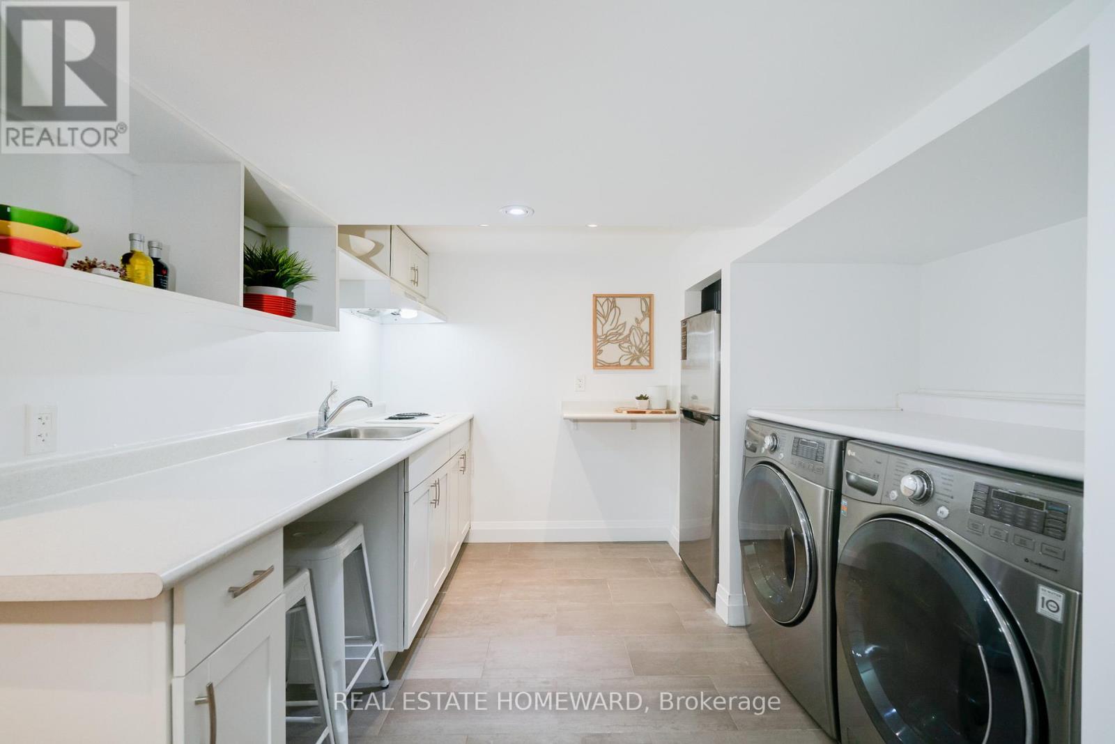 10 Norlong Boulevard, Toronto, Ontario  M4C 3W6 - Photo 36 - E12459538