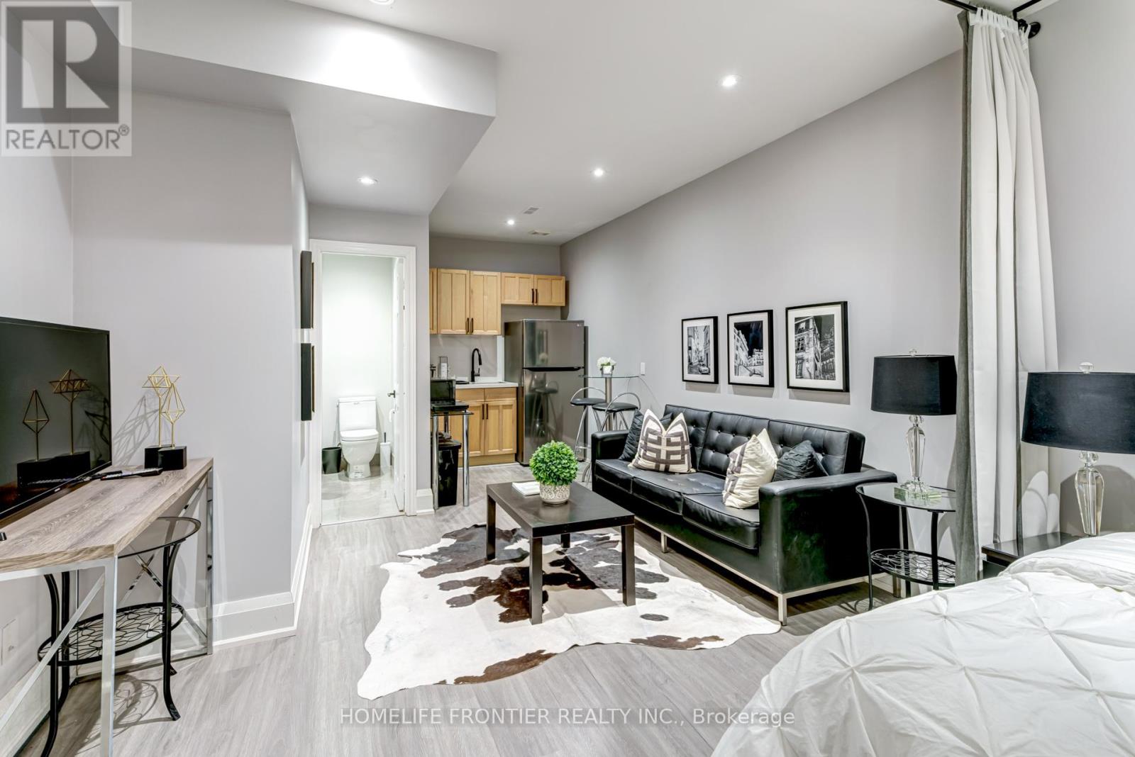 Lower - 6 Dalmeny Road, Markham, Ontario  L3T 1L9 - Photo 9 - N12459506