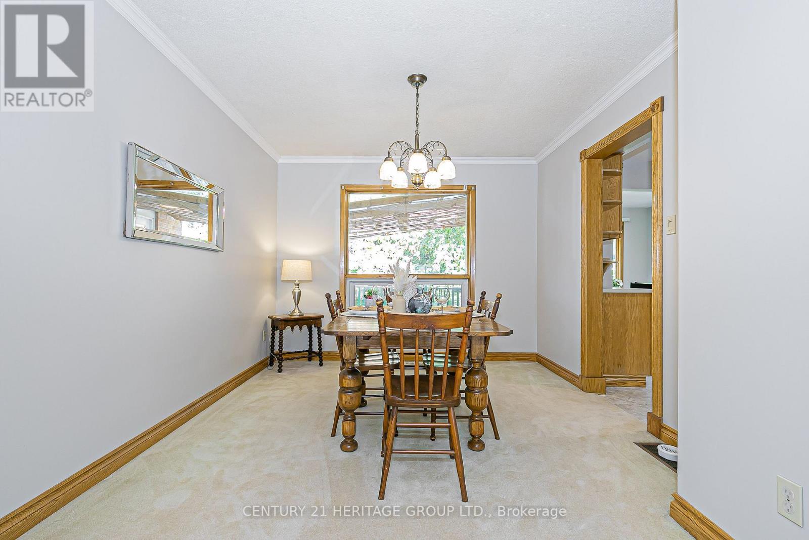 4 Beckett Avenue, East Gwillimbury, Ontario  L9N 1E6 - Photo 13 - N12459534