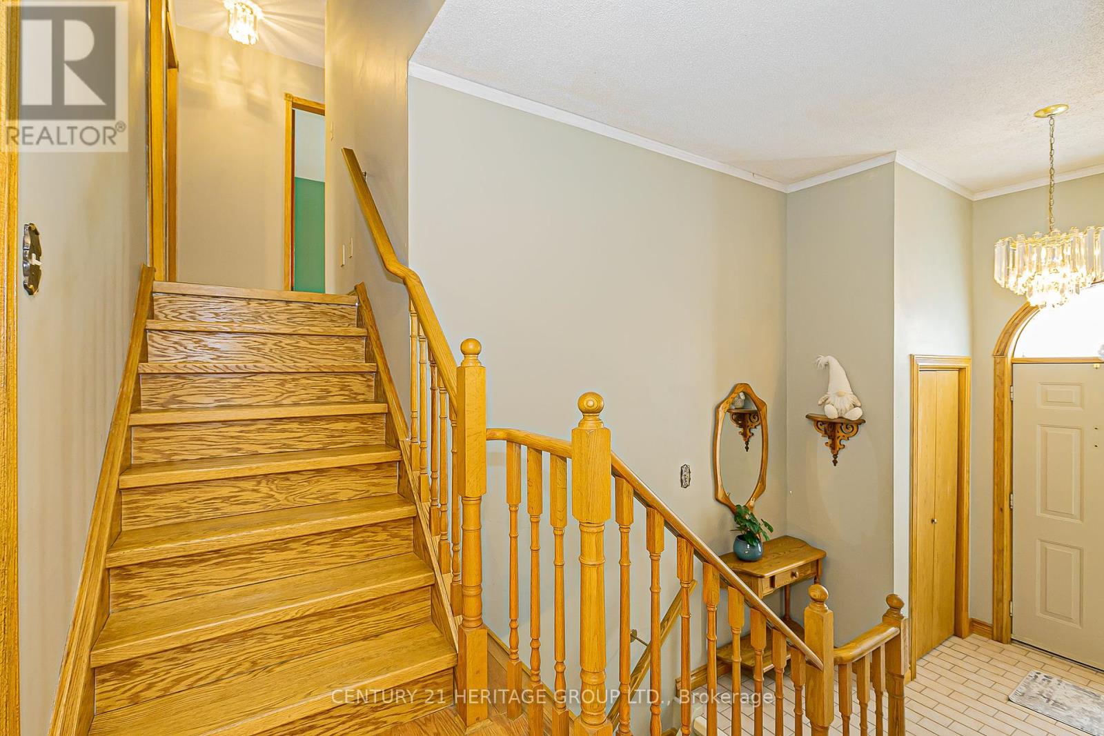 4 Beckett Avenue, East Gwillimbury, Ontario  L9N 1E6 - Photo 22 - N12459534