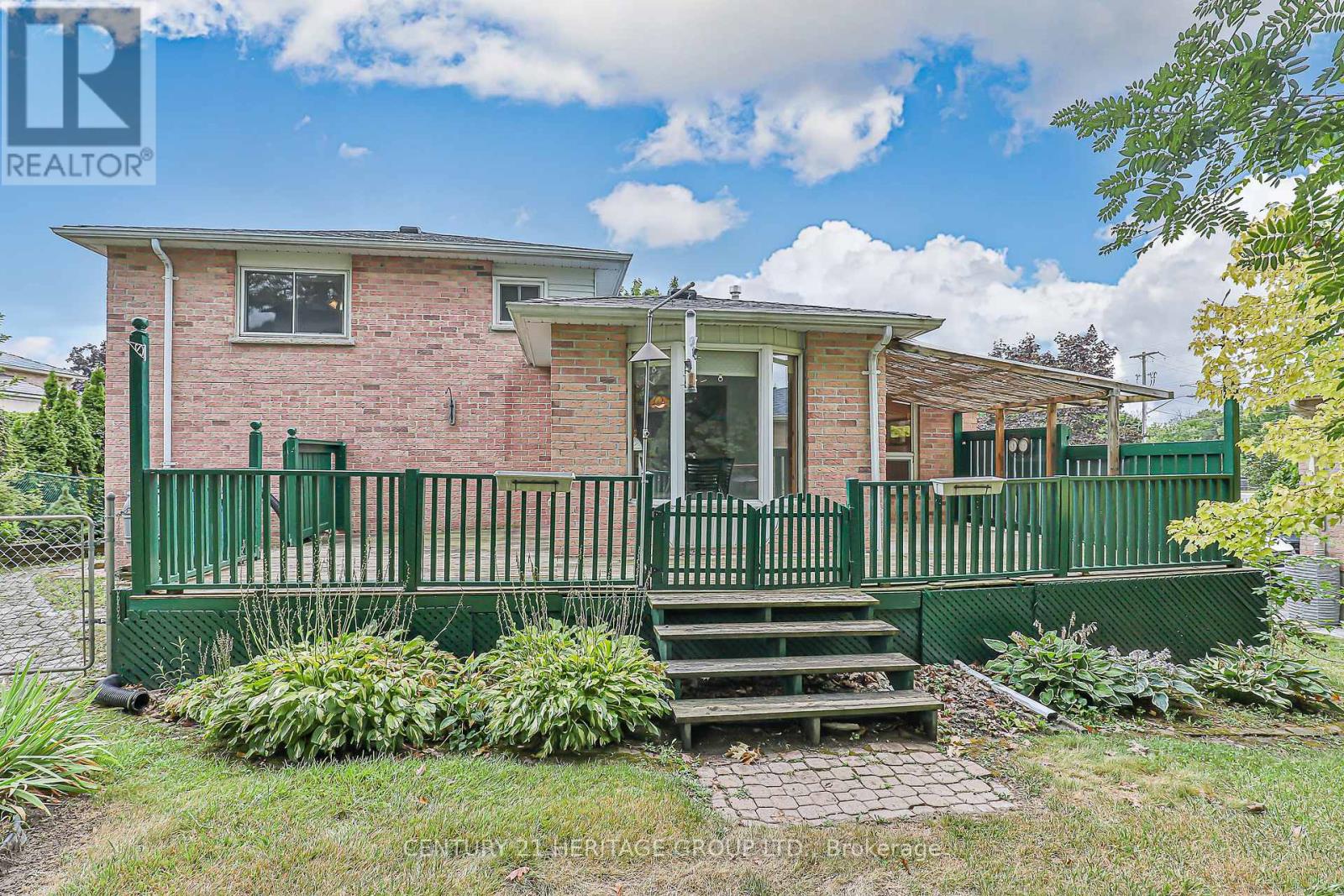 4 Beckett Avenue, East Gwillimbury, Ontario  L9N 1E6 - Photo 35 - N12459534