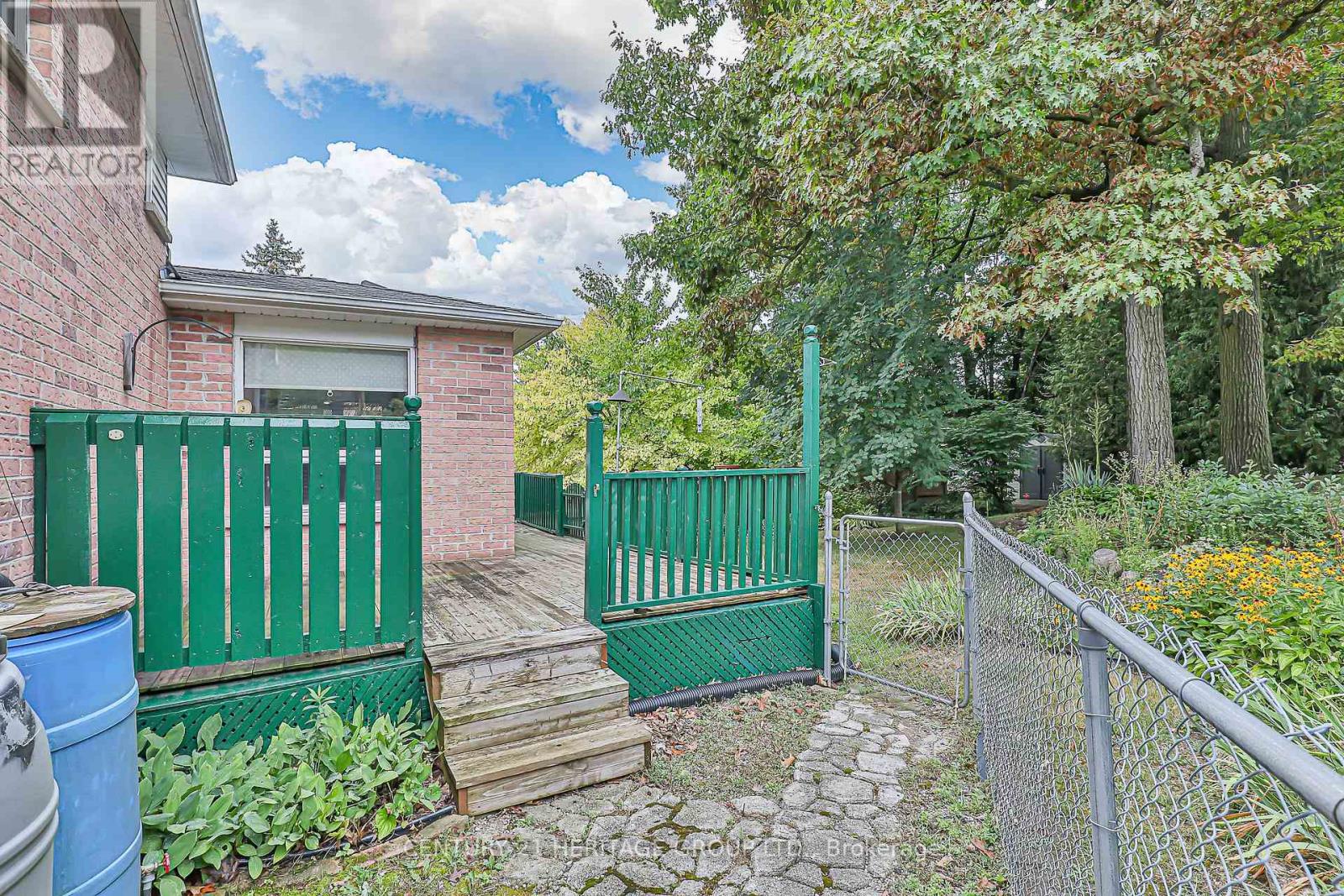 4 Beckett Avenue, East Gwillimbury, Ontario  L9N 1E6 - Photo 36 - N12459534
